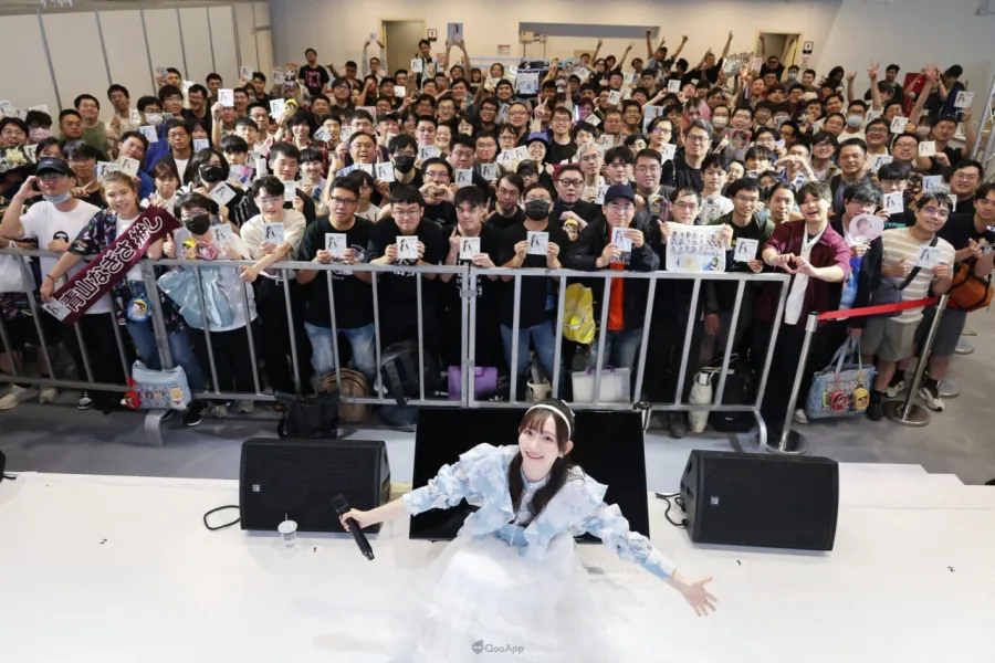 2026漫博：日本人氣聲優青山渚見面會日本館登場！迷你Live帶來多種曲風歌曲粉絲熱情應援！