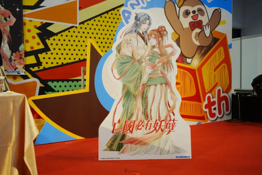 2026漫博:《李崇萍&依歡聯合簽名會 Starlight Secret Garden》兩位資深漫畫家同台分享創作契機! 6 6 1
